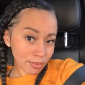 Meet your Posher, Alexci